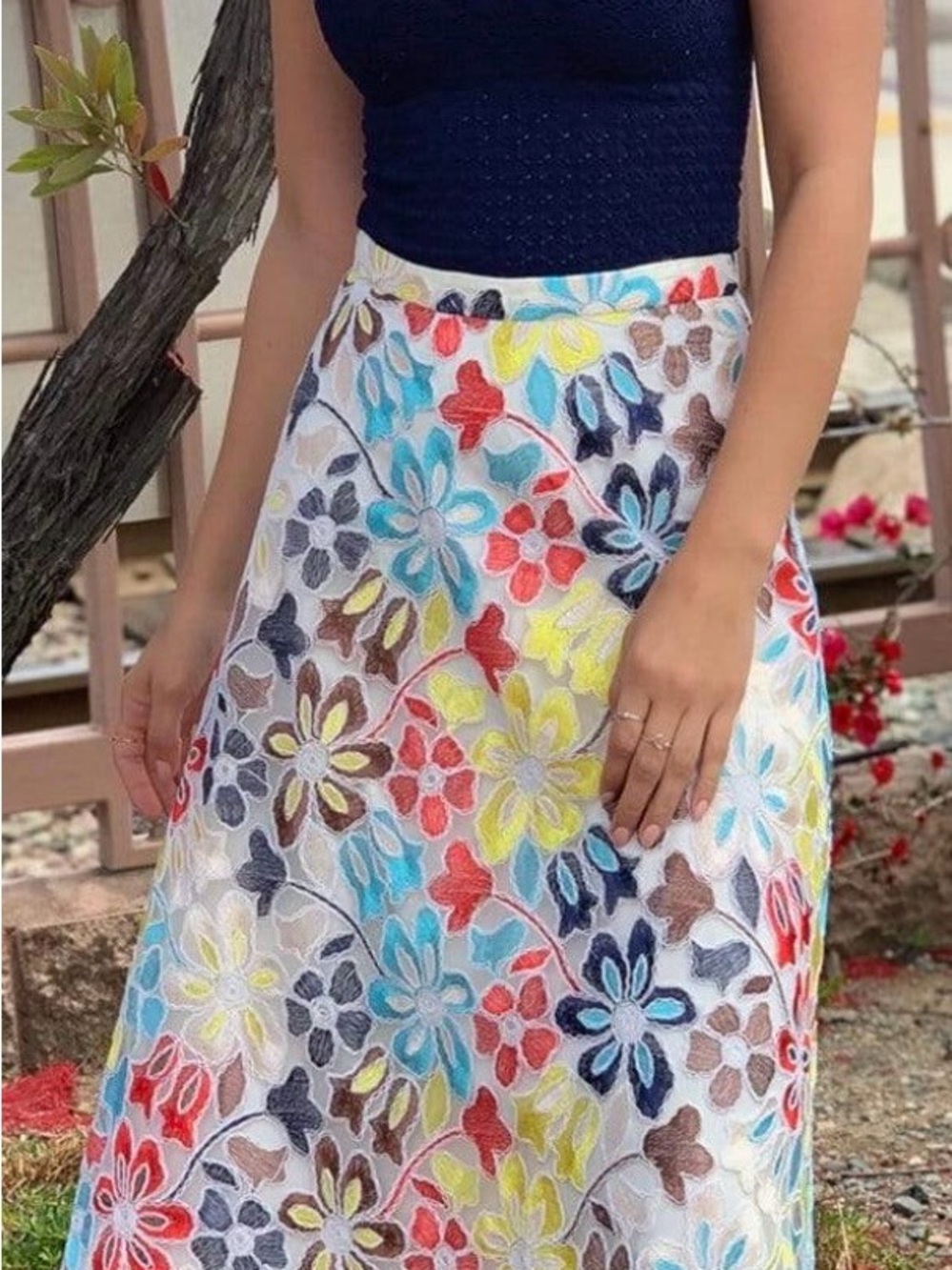 SZ 10 EVA FRANCO EMBROIDERED SKIRT SOLD OUT! was sold at Anthropology.